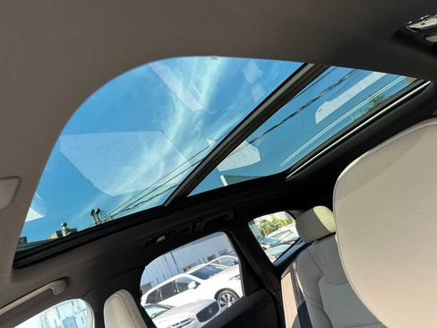 New 2026 Volvo XC60 B5 Plus w/ Climate Package image 23