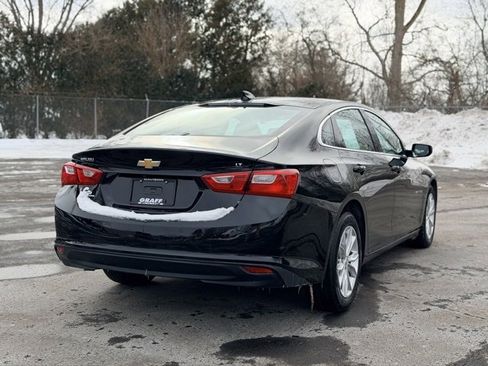 Used 2025 Chevrolet Malibu LT image 4