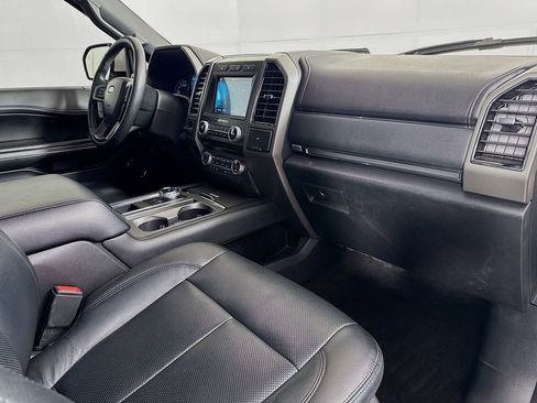 Used 2018 Ford Expedition Max XLT w/ Equipment Group 202A image 34