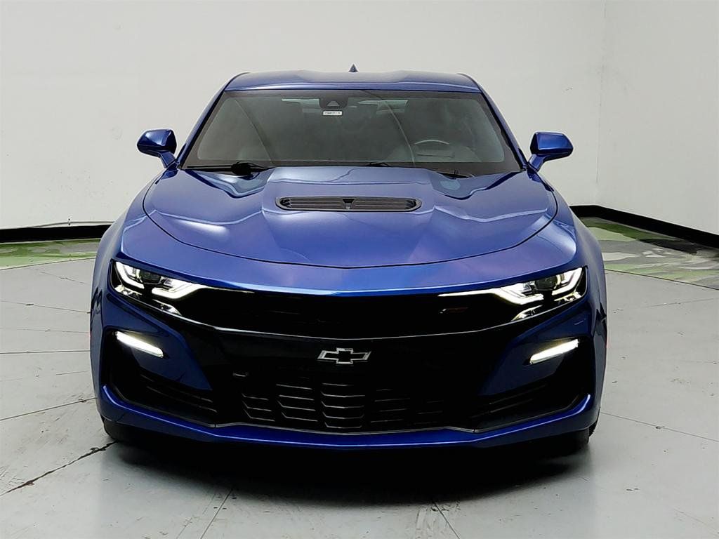 Used 2019 Chevrolet Camaro SS RWD image 2
