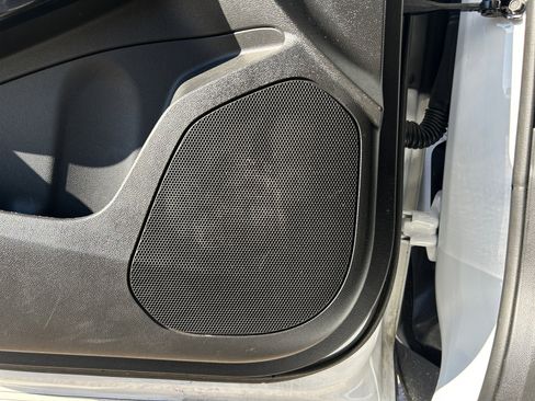 Used 2025 Chevrolet Trax RS w/ Sunroof Package image 26