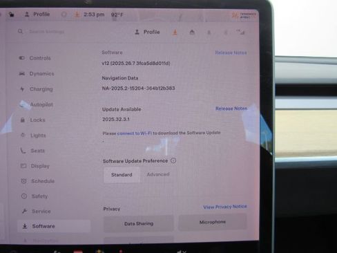 Used 2019 Tesla Model 3 Standard Range Plus image 42