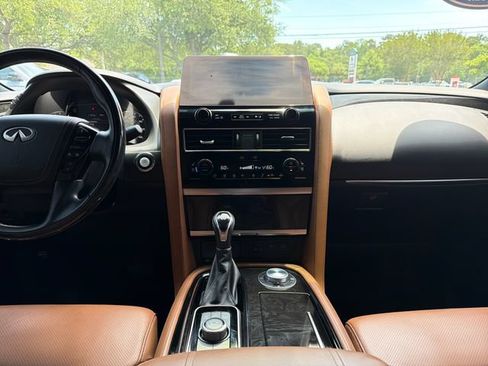 Used 2024 INFINITI QX80 Sensory AWD/4WD image 20