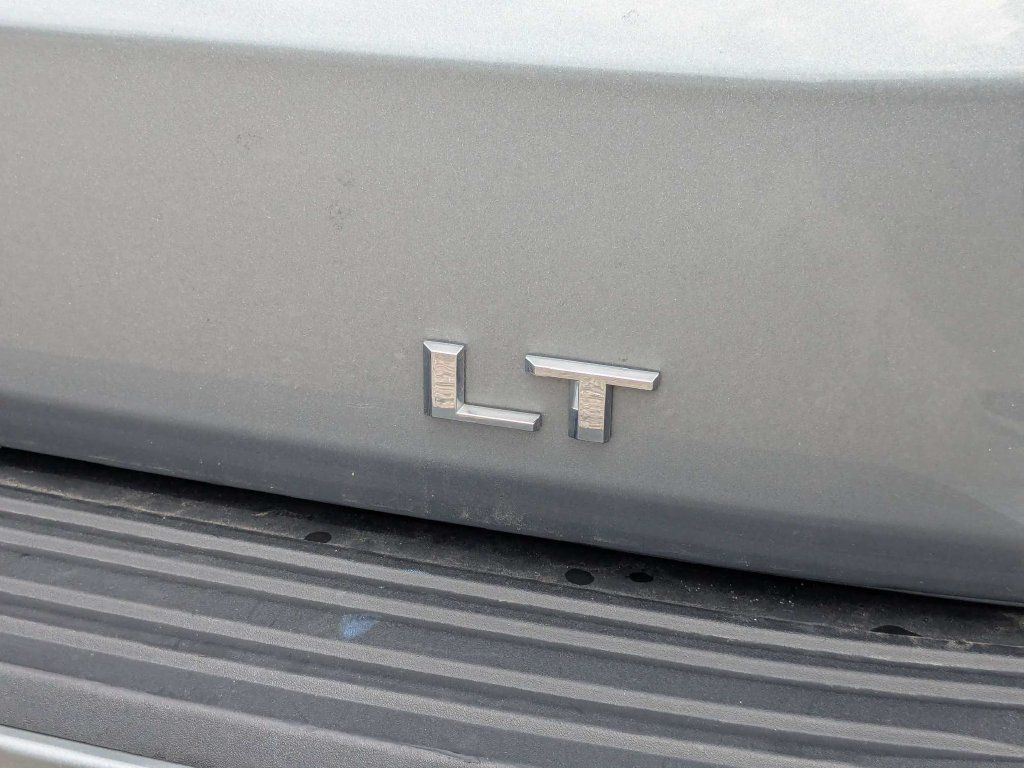 Used 2025 Chevrolet Tahoe LT AWD/4WD image 15