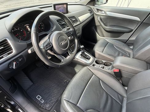 Used 2018 Audi Q3 2.0T Premium Plus w/ Premium Plus Package AWD/4WD image 4