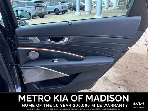 Used 2020 Kia K900 Luxury w/ VIP Package image 46