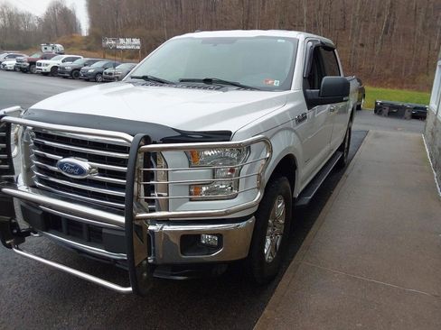 Used 2015 Ford F150 XLT w/ Equipment Group 302A Luxury image 6