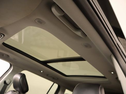 Used 2021 Jeep Grand Cherokee L Limited image 16