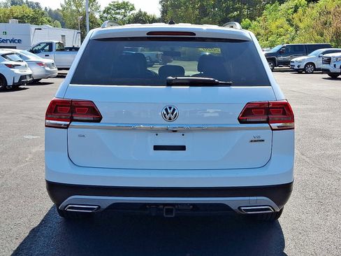 Used 2020 Volkswagen Atlas SE w/ Towing Package image 6