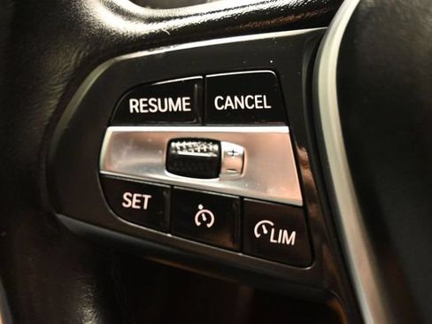 Used 2021 BMW 330i xDrive Sedan w/ Premium Package AWD/4WD image 18