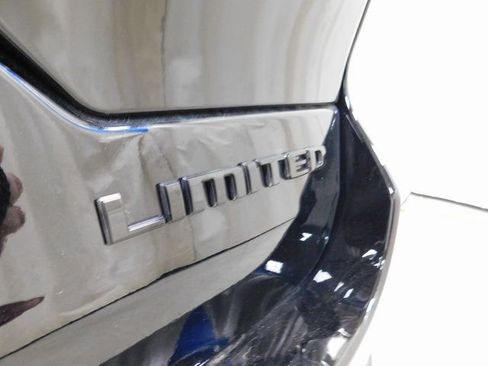 New 2025 Jeep Grand Cherokee Limited w/ Black Appearance Package image 14