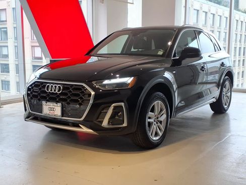 Used 2023 Audi Q5 2.0T Premium w/ Convenience Package AWD/4WD image 1