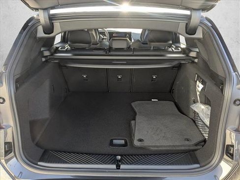 Used 2025 BMW X3 xDrive30i w/ Premium Package image 6