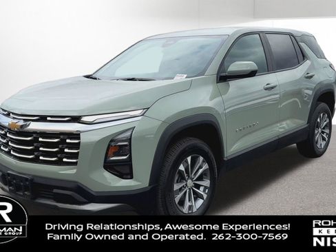 Used 2025 Chevrolet Equinox LT image 4