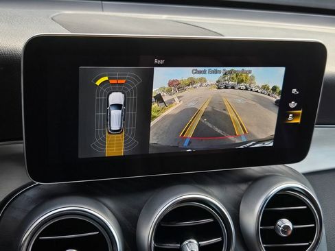 Used 2022 Mercedes-Benz GLC 300 image 16