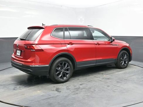 Used 2022 Volkswagen Tiguan SE FWD image 7