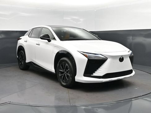 New 2026 Lexus RZ 350e 2WD image 9