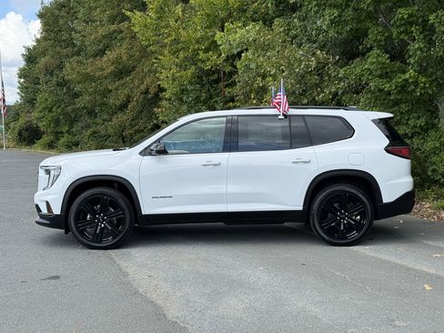 New 2026 GMC Acadia Elevation w/ Black Edition image 8