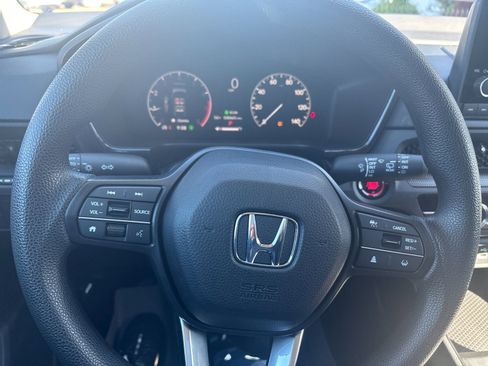 Used 2025 Honda CR-V LX image 24