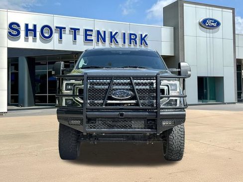Used 2021 Ford F250 Lariat w/ Tremor Off-Road Package AWD/4WD image 2