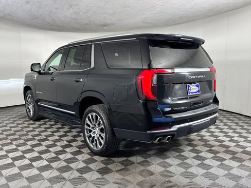 Certified 2025 GMC Yukon Denali AWD/4WD image 8
