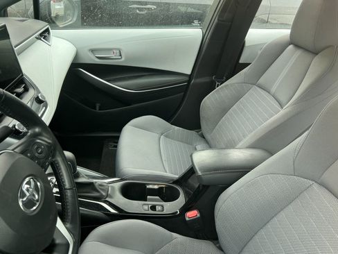 Used 2023 Toyota Corolla SE image 16