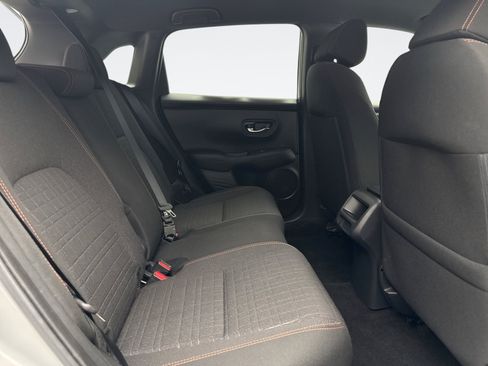 Used 2025 Honda HR-V Sport image 17