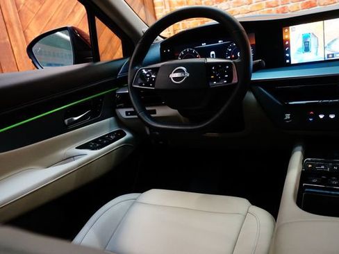 Certified 2025 Nissan Murano SL AWD/4WD image 36