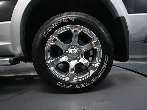 Used 2016 RAM 1500 Laramie w/ Convenience Group image 14