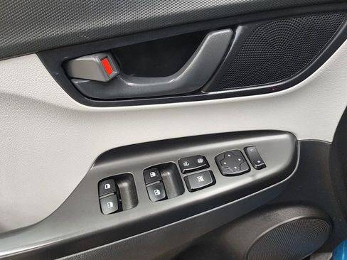 Used 2023 Hyundai Kona SEL image 10