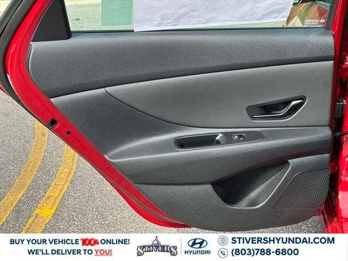 Certified 2025 Hyundai Elantra Sport image 18