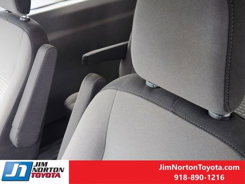 Used 2023 Ford Transit 350 XLT image 16