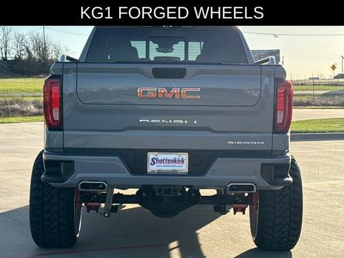 Used 2025 GMC Sierra 1500 Denali w/ Denali Reserve Package AWD/4WD image 8