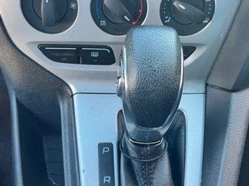 Used 2013 Ford Focus SE image 23