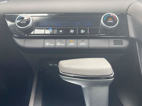 Certified 2023 Hyundai Elantra SEL FWD image 29