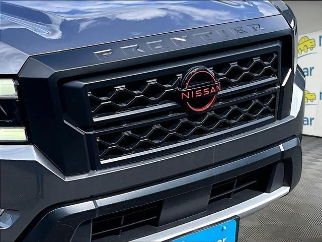 Used 2024 Nissan Frontier PRO-4X AWD/4WD image 30