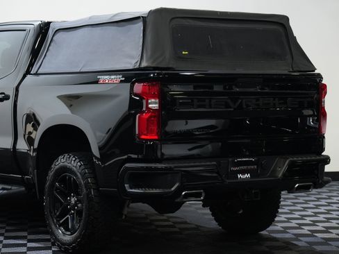 Used 2021 Chevrolet Silverado 1500 LT Trail Boss w/ Convenience Package II image 15