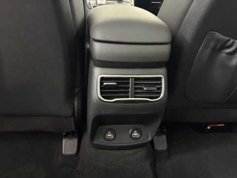 Used 2023 Hyundai Santa Fe SEL w/ Premium Package FWD image 23