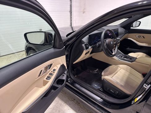 Used 2024 BMW 330i xDrive Sedan w/ Convenience Package image 14