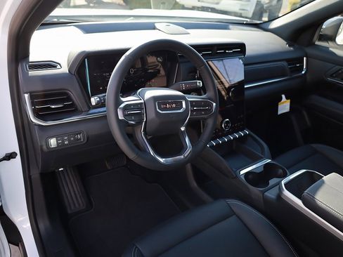 New 2026 GMC Terrain Elevation w/ Elevation Premium Package image 12