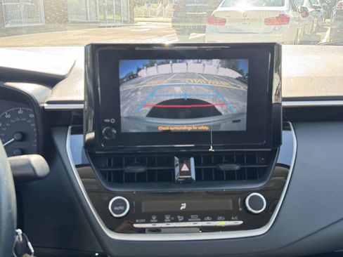Used 2023 Toyota Corolla LE FWD image 46