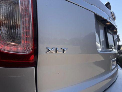 Used 2012 Ford Explorer XLT AWD/4WD image 42