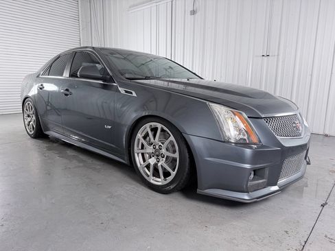 Used 2011 Cadillac CTS V RWD image 3