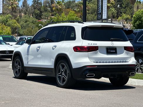 Certified 2023 Mercedes-Benz GLB 250 image 5