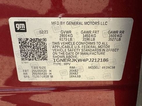 Used 2023 Chevrolet Traverse RS FWD image 39