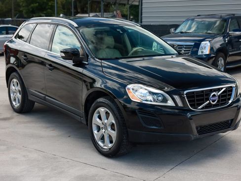 Used 2013 Volvo XC60 3.2 Premier Plus FWD image 9