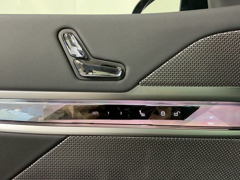 New 2026 BMW 740i RWD image 19