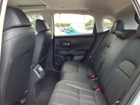 Used 2026 Honda HR-V EX-L image 10