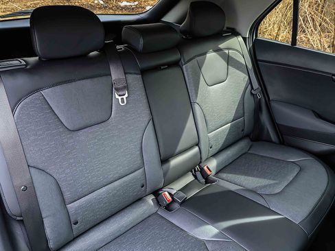 Certified 2023 Kia Niro Wave w/ Wave Preserve Package image 24