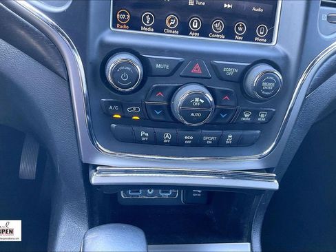 Used 2018 Jeep Grand Cherokee Altitude RWD image 30